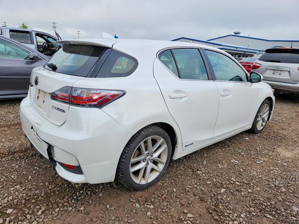 2014 LEXUS CT 200h