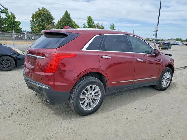 2017 CADILLAC XT5 Base