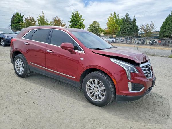 2017 CADILLAC XT5 Base