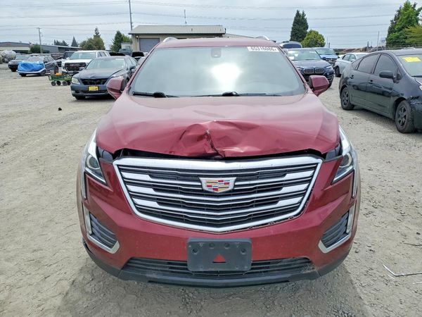 2017 CADILLAC XT5 Base