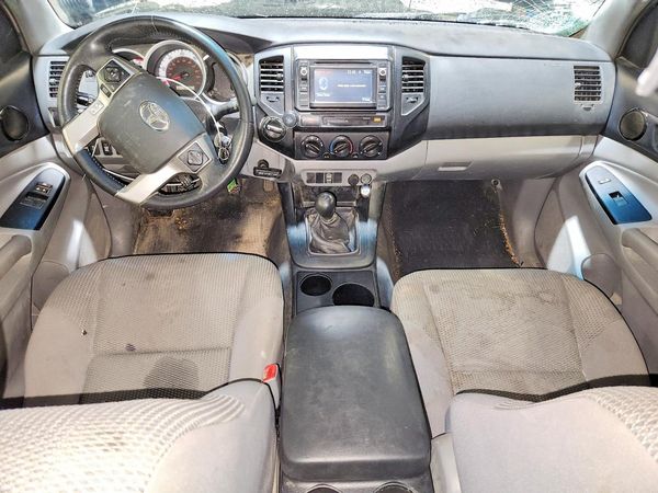 2015 TOYOTA TACOMA Delux Grade