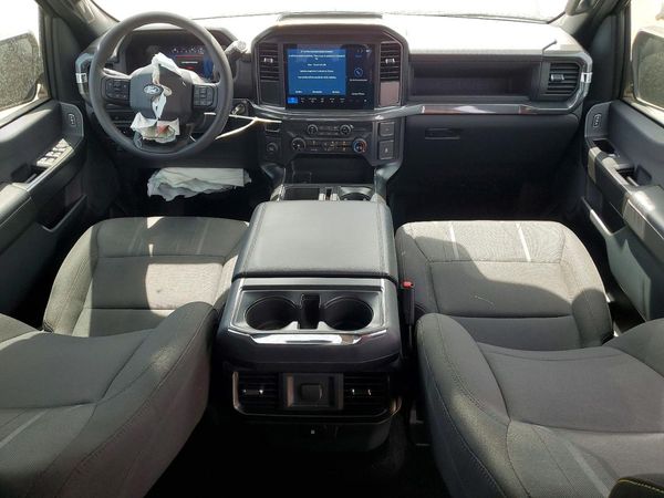 2025 FORD F150 STX