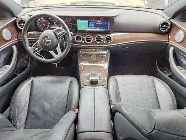 2019 MERCEDES-BENZ E E300