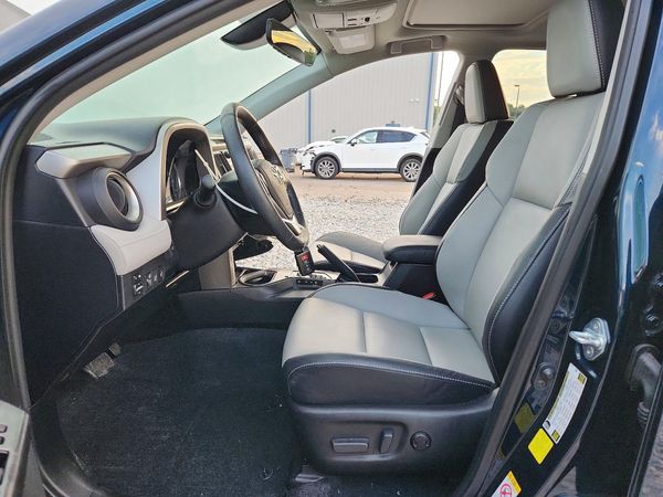 2017 TOYOTA RAV4 Ltd/Platinum