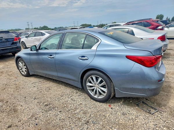 2015 INFINITI Q50