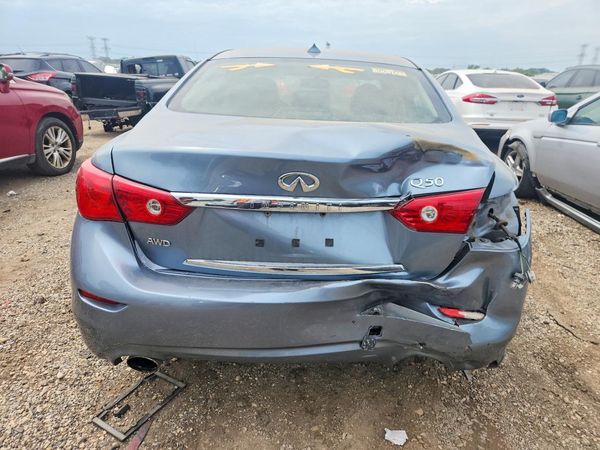 2015 INFINITI Q50