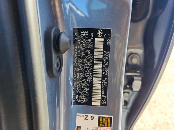 2025 TOYOTA COROLLA LE, XLE, SE — VINS