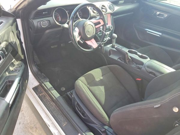 2021 FORD MUSTANG I4 Coupe