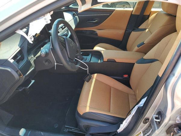 2023 LEXUS ES 300H