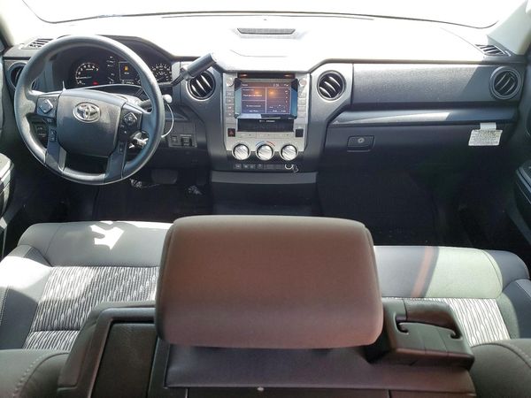 2021 TOYOTA TUNDRA SR5 grade