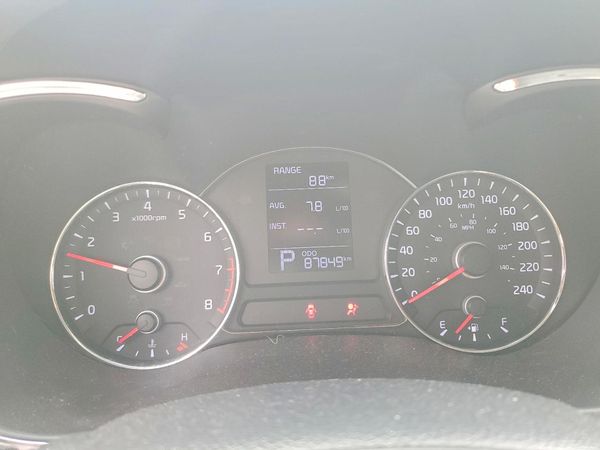 2016 KIA FORTE5 GL (Middle-Low Grade)