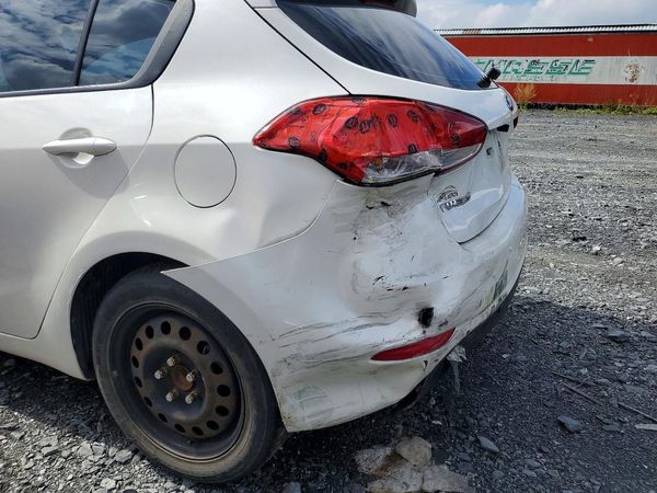2016 KIA FORTE5 GL (Middle-Low Grade)