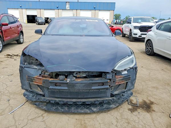 2017 TESLA MODEL S