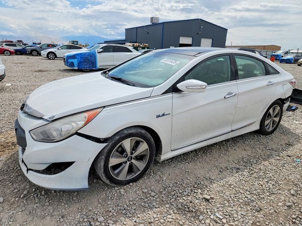 2012 HYUNDAI SONATA Middle level