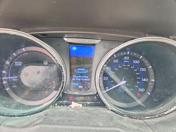 2012 HYUNDAI SONATA Middle level