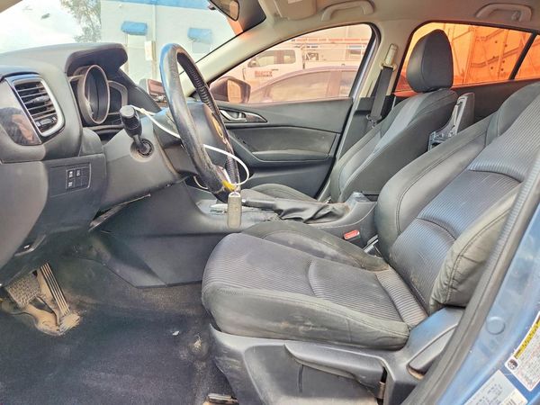 2014 MAZDA 3 Touring/GS