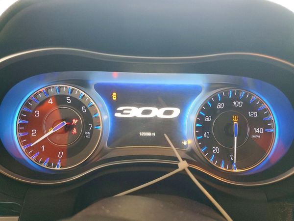 2015 CHRYSLER 300