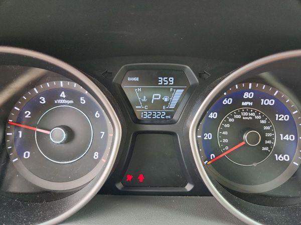 2014 HYUNDAI ELANTRA GLS(Middle)