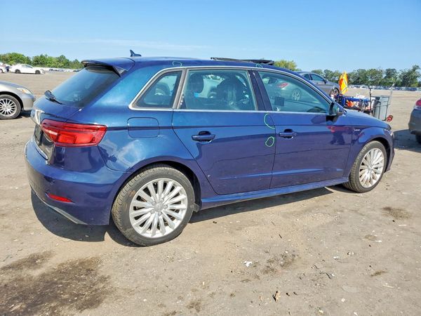 2017 AUDI A3 e-tron Premium Plus