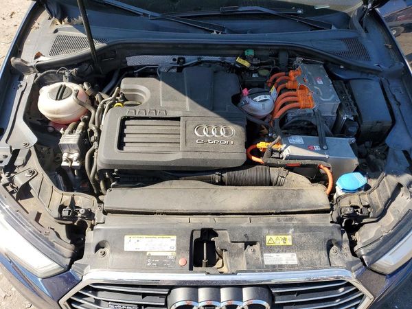 2017 AUDI A3 e-tron Premium Plus