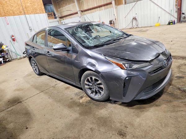 2021 TOYOTA PRIUS