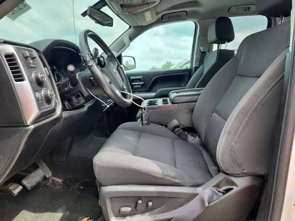 2017 CHEVROLET SILVERADO LT — DENT