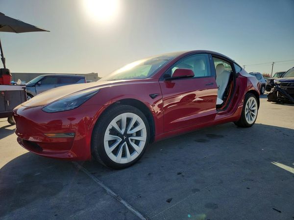 2022 TESLA MODEL 3