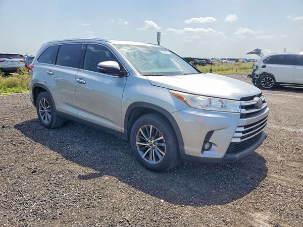 2019 TOYOTA HIGHLANDER SE/XLE