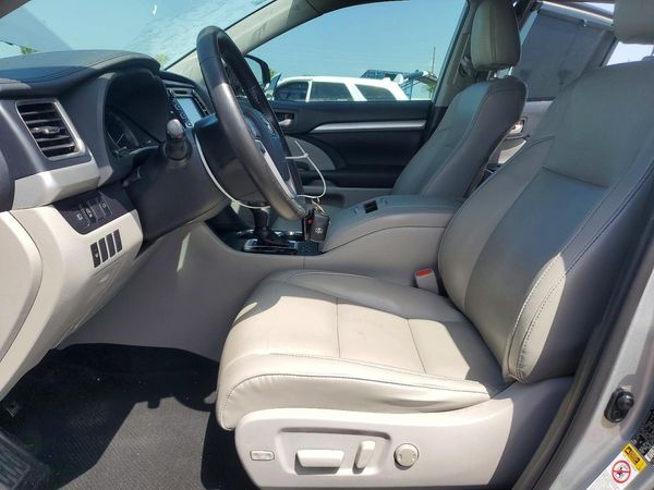 2019 TOYOTA HIGHLANDER SE/XLE