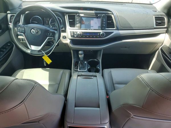 2019 TOYOTA HIGHLANDER SE/XLE