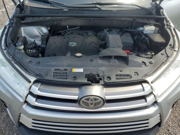 2019 TOYOTA HIGHLANDER SE/XLE