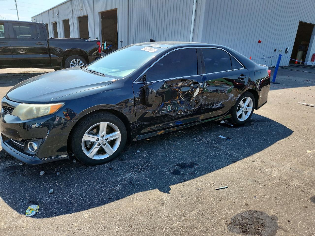 2013 TOYOTA CAMRY
