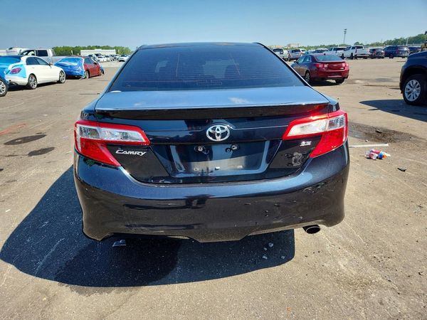 2013 TOYOTA CAMRY