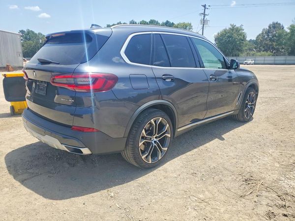 2021 BMW X5 sDrive40i