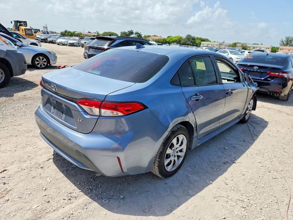 2020 TOYOTA COROLLA