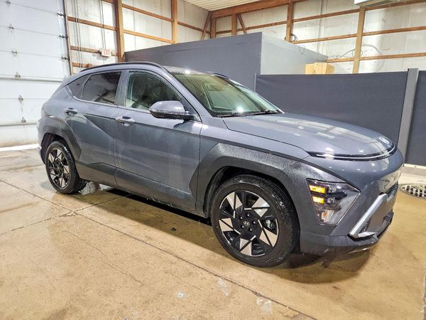 2024 HYUNDAI KONA SE