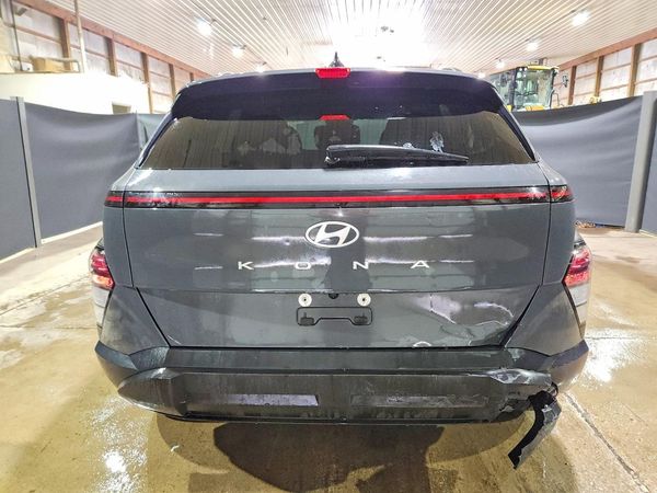2024 HYUNDAI KONA SE