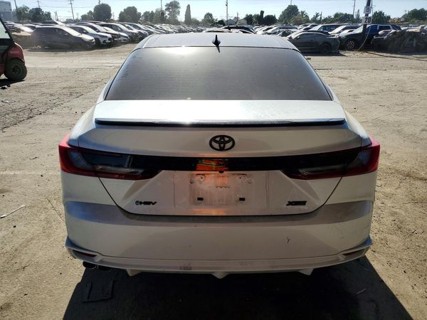 2026 TOYOTA CAMRY