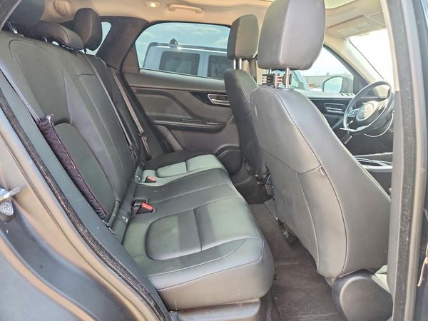 2018 JAGUAR F-PACE