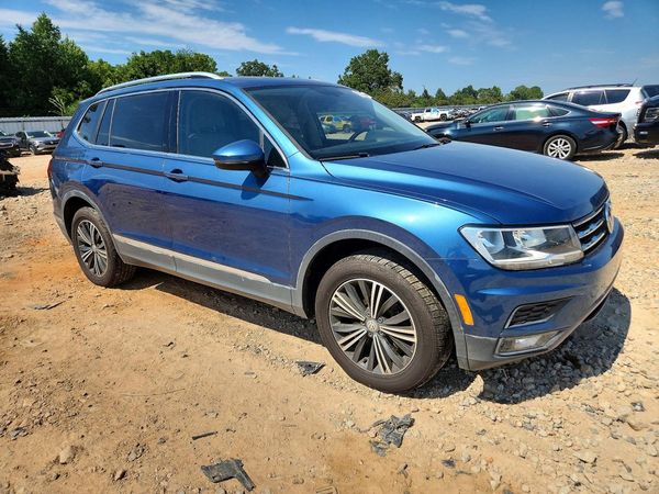 2018 VOLKSWAGEN TIGUAN SE, 4Motion SEL — Passenger 3/4