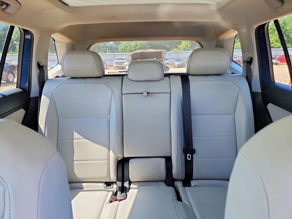 2018 VOLKSWAGEN TIGUAN SE, 4Motion SEL — SUVN