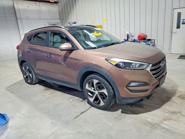 2016 HYUNDAI TUCSON