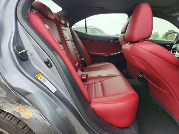2016 LEXUS IS