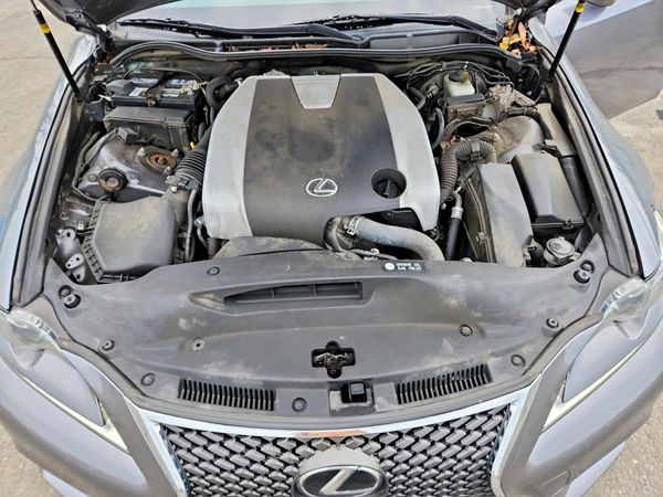 2016 LEXUS IS