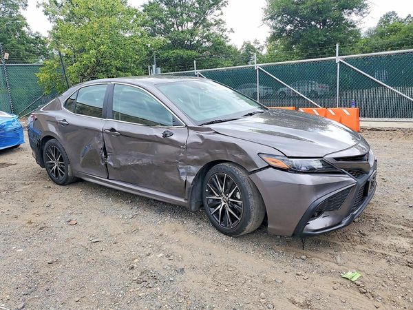 2024 TOYOTA CAMRY SE — Passenger 3/4