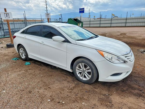 2013 HYUNDAI SONATA