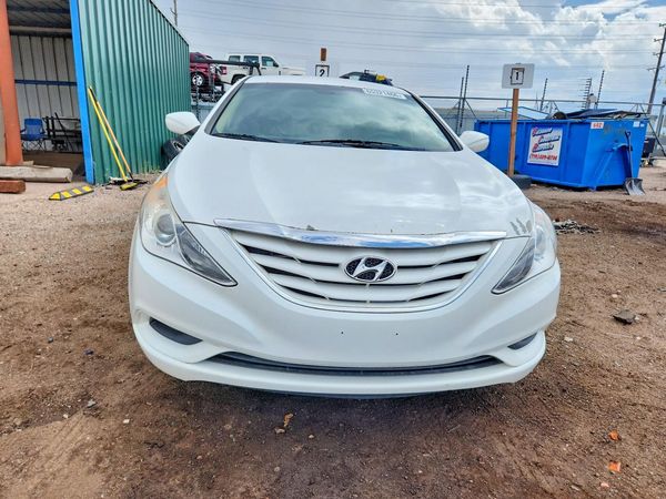2013 HYUNDAI SONATA