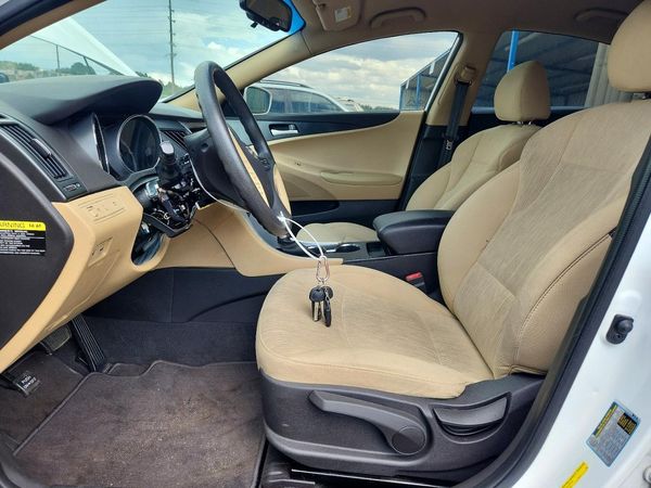 2013 HYUNDAI SONATA