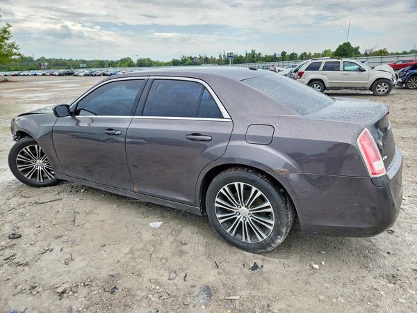 2013 CHRYSLER 300