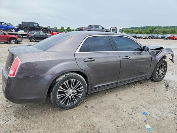 2013 CHRYSLER 300